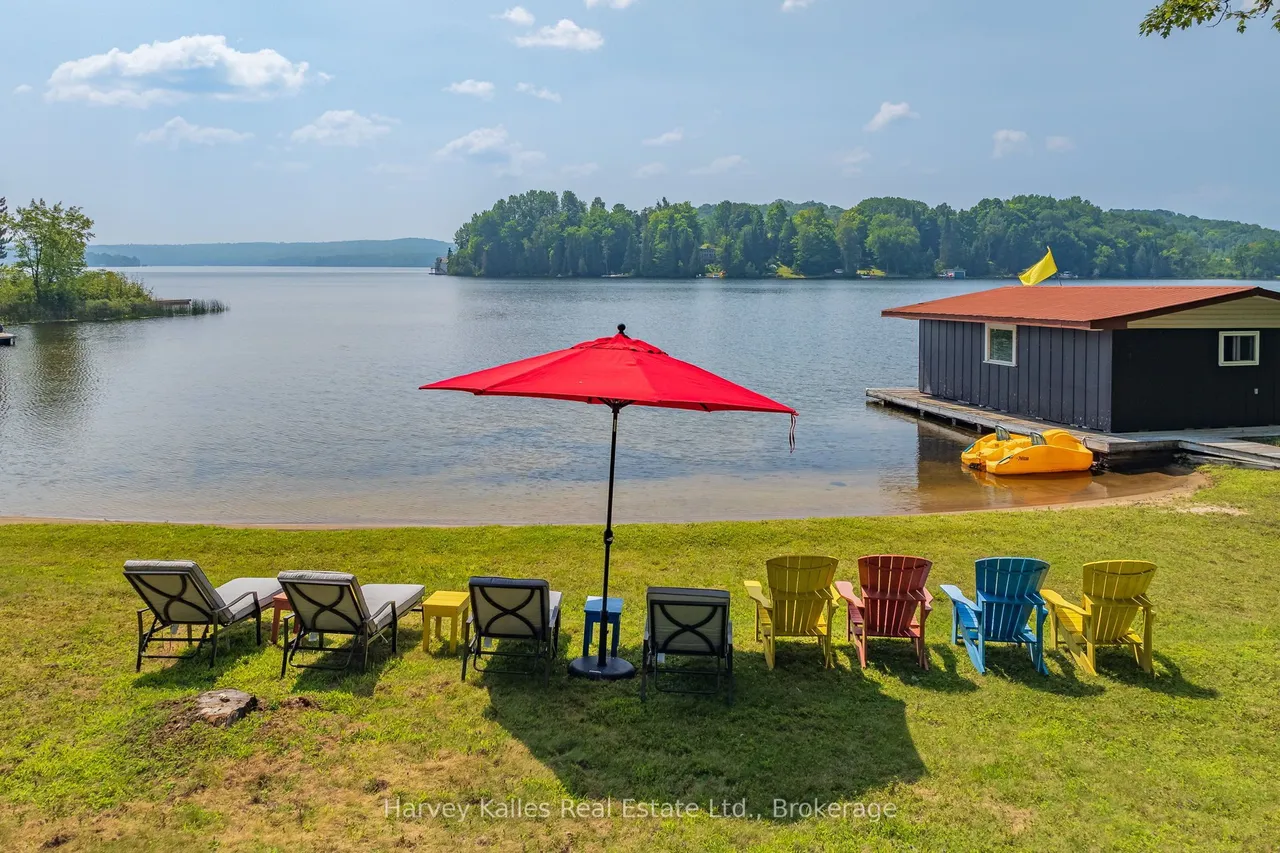 1061 Sawmill Lane — photo 3