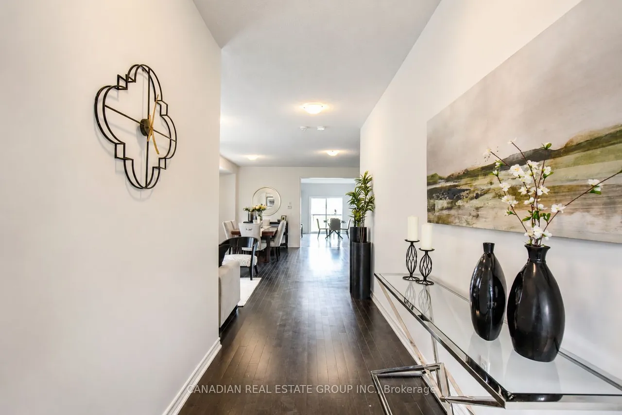 442 Vandusen Avenue — photo 3