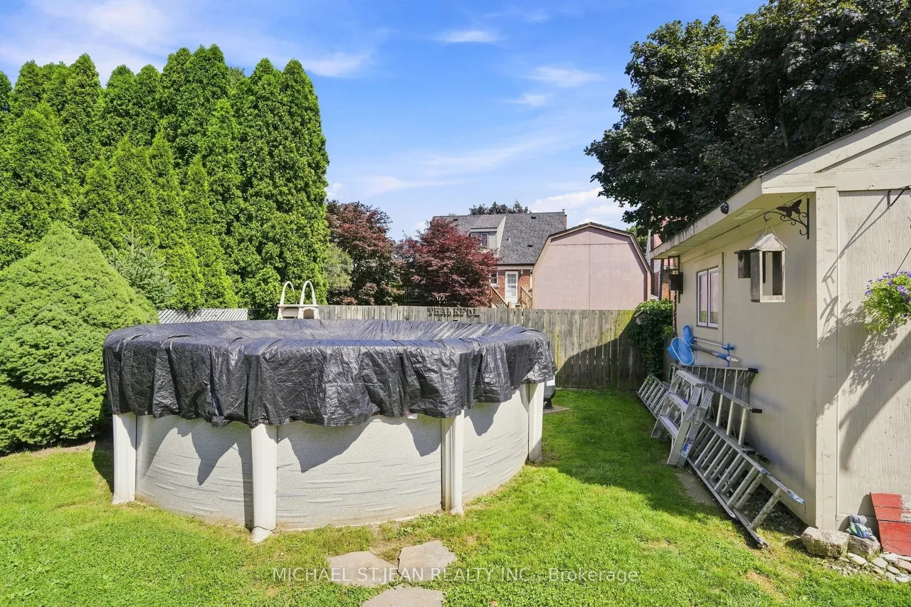 111 Sharon Avenue — photo 36