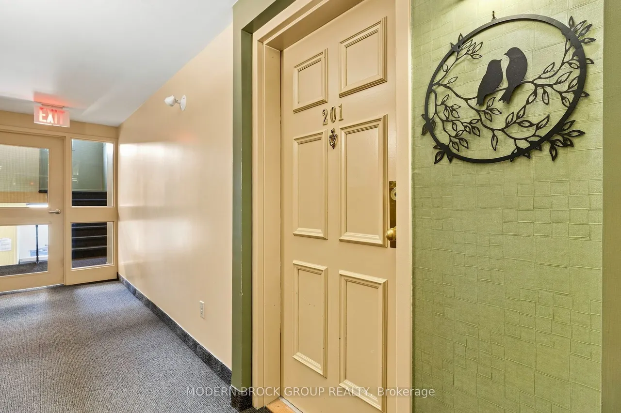 274 Ormond Street, Unit 201 — photo 3