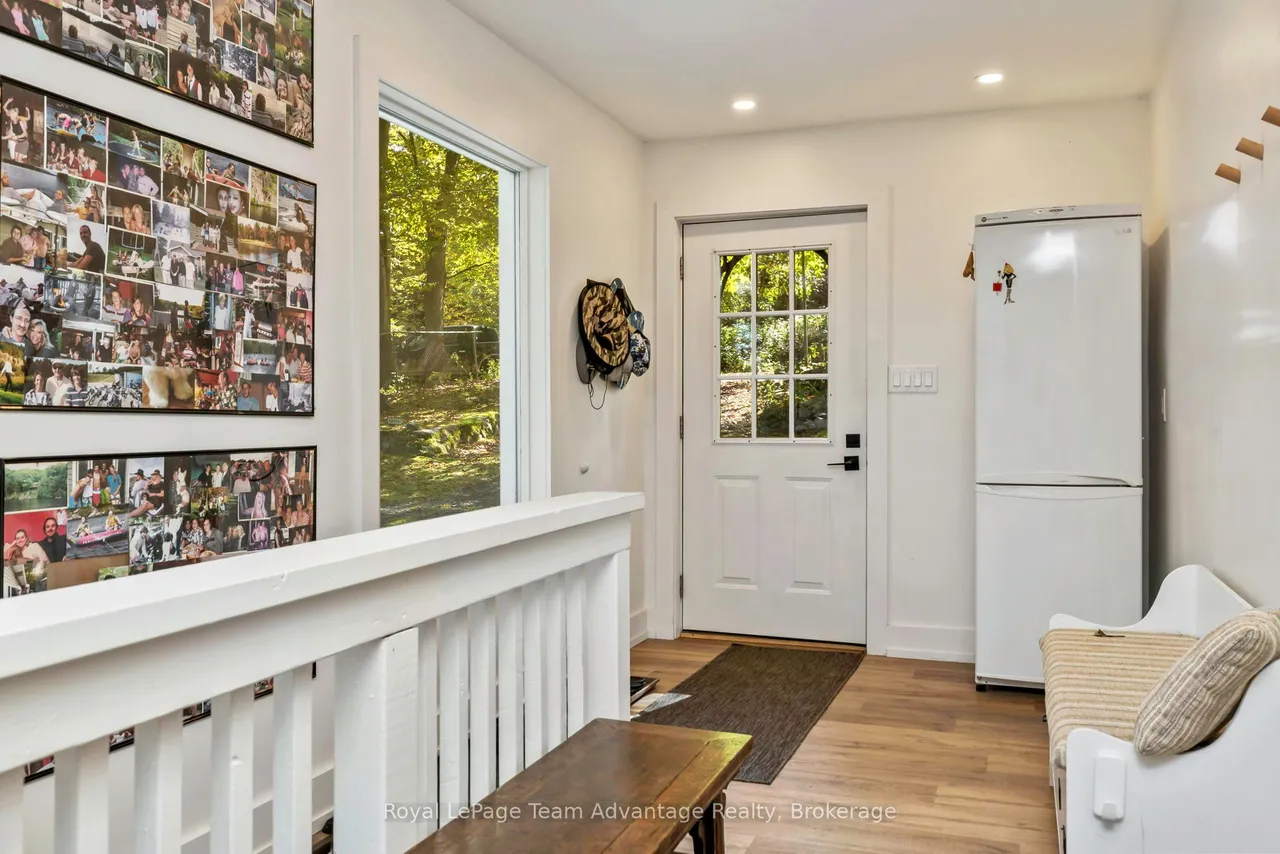 8 Firefly Way — photo 3