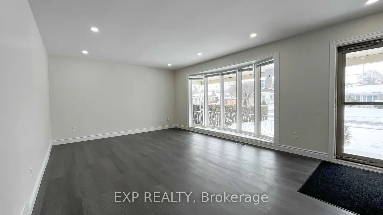 15 Calvert Avenue — photo 3