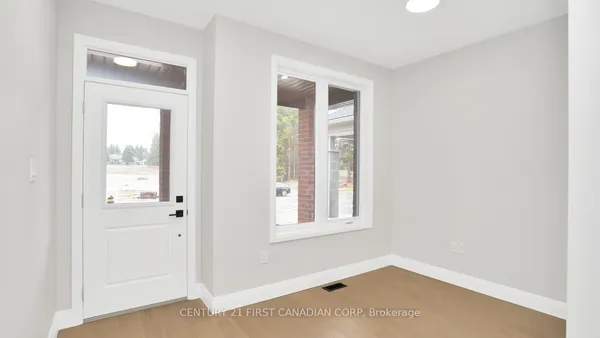 150 Shirley Street — photo 2
