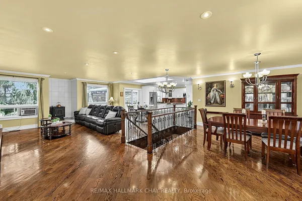 31 Hillside Drive — photo 2
