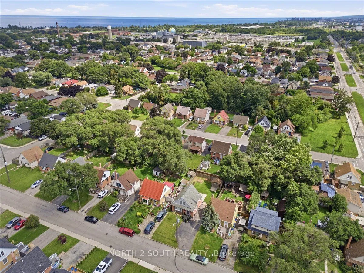 624 Brighton Avenue — photo 34