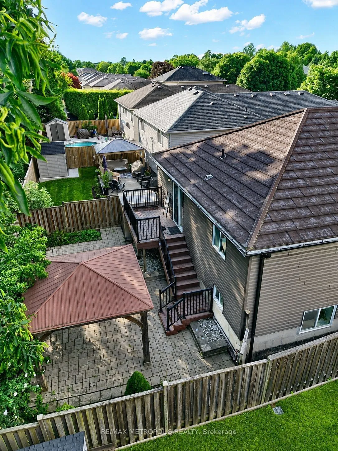 46 Whiterock Avenue — photo 32
