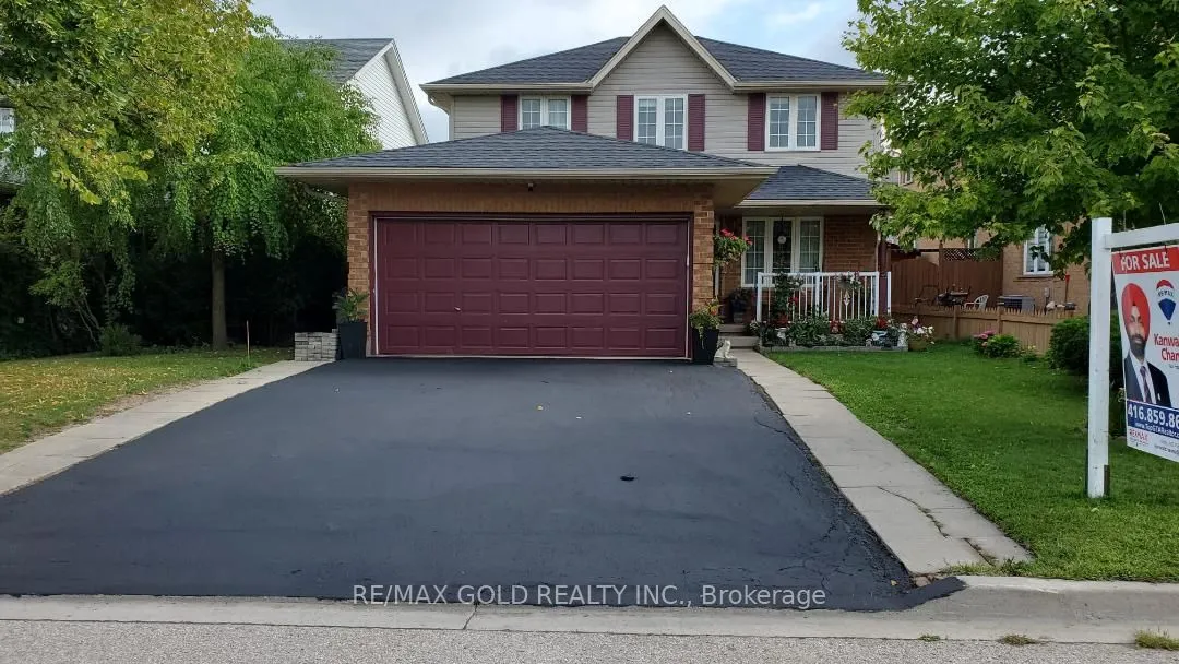 6 Moffatt Lane