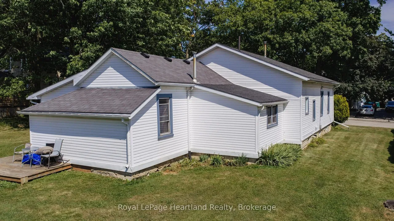 132 Queen Street — photo 20