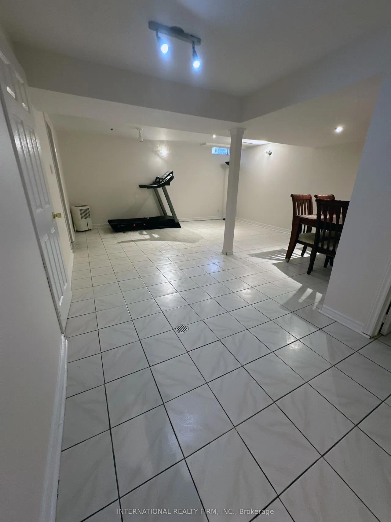 43 Falconridge Drive — photo 32