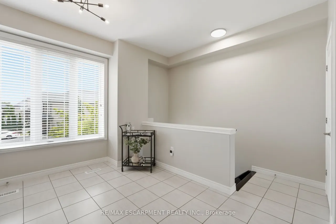 31 Edenrock Drive — photo 3