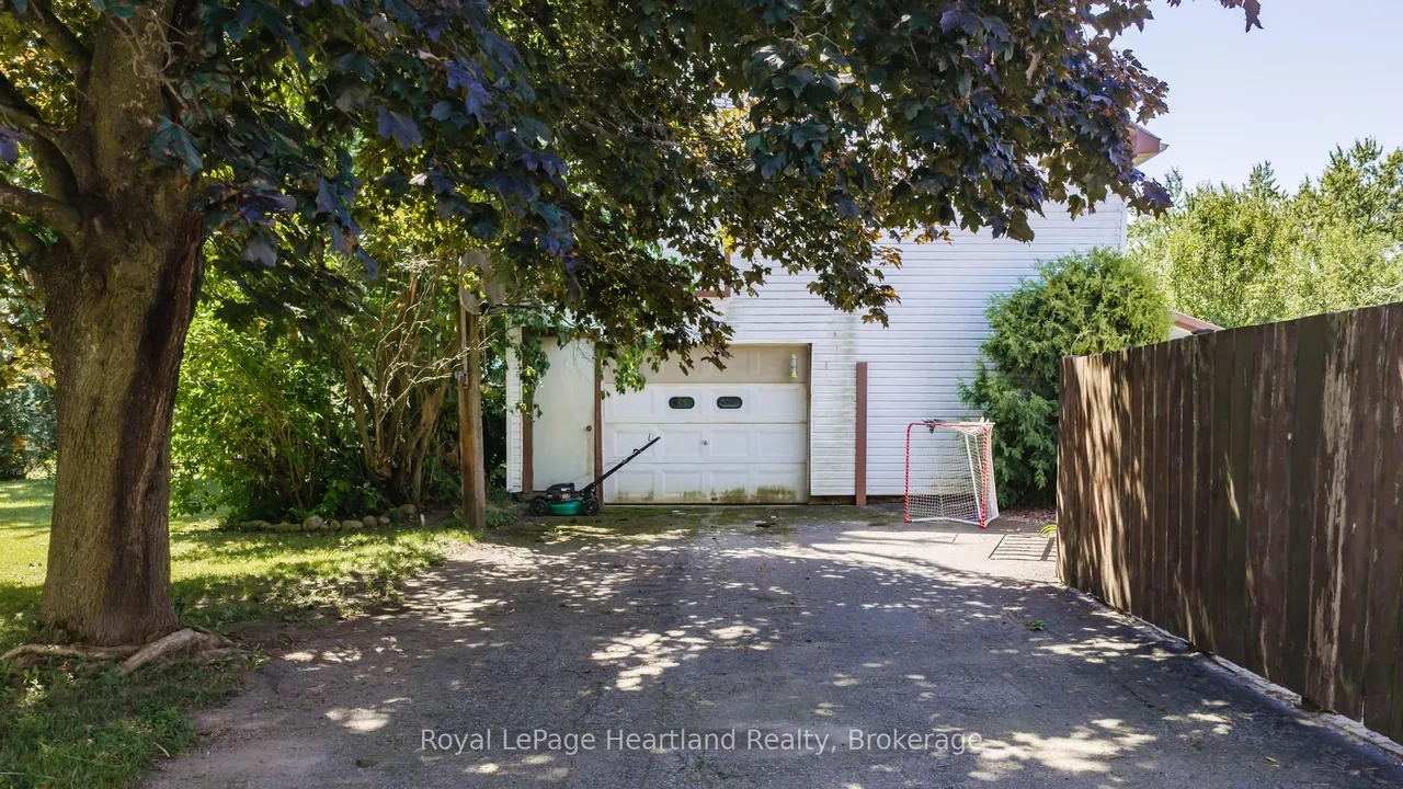 109 GODERICH Street — photo 47