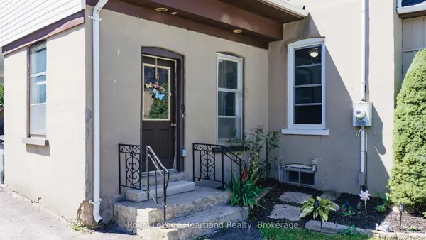 109 GODERICH Street — photo 2
