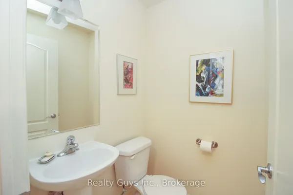 869 Clonsilla Avenue — photo 2
