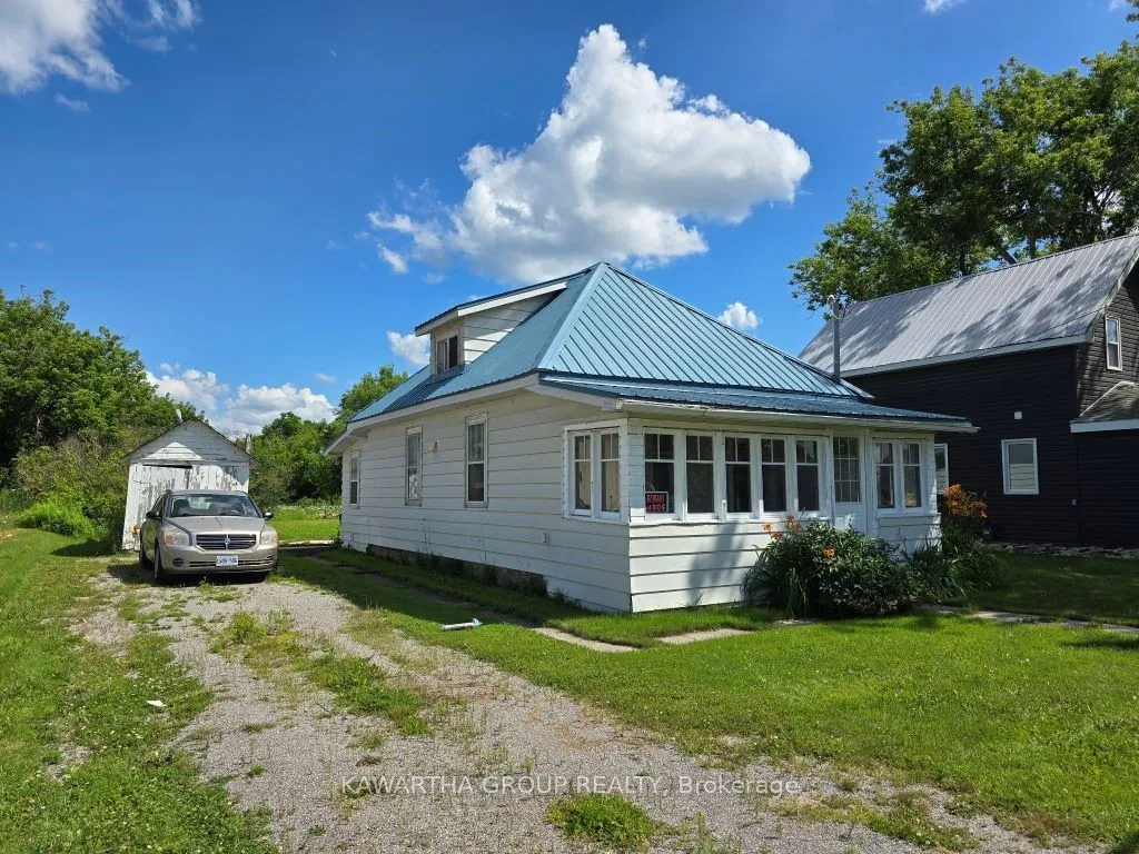 129 Lindsay Street — photo 3