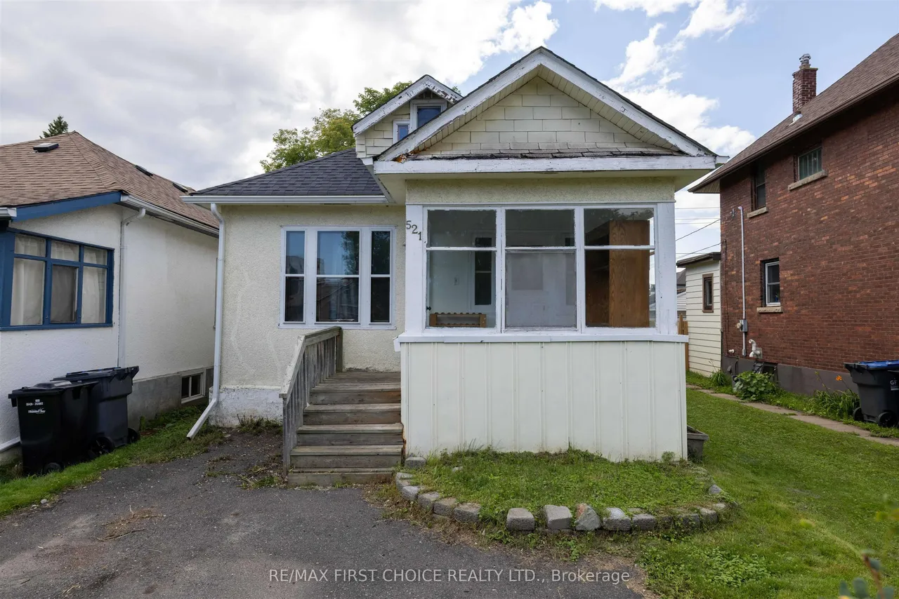 521 Vickers Street S — photo 3