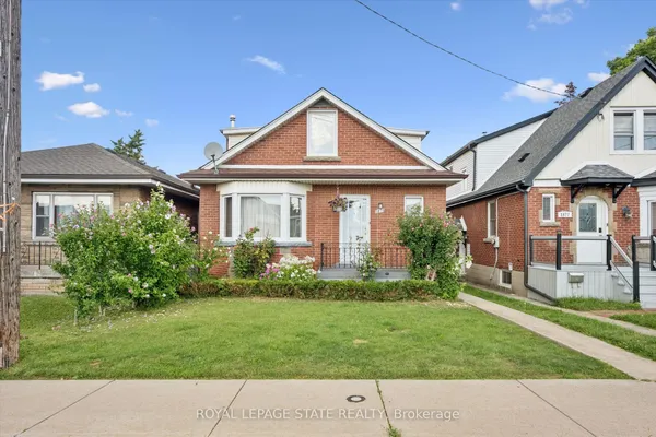 1873 Main Street E