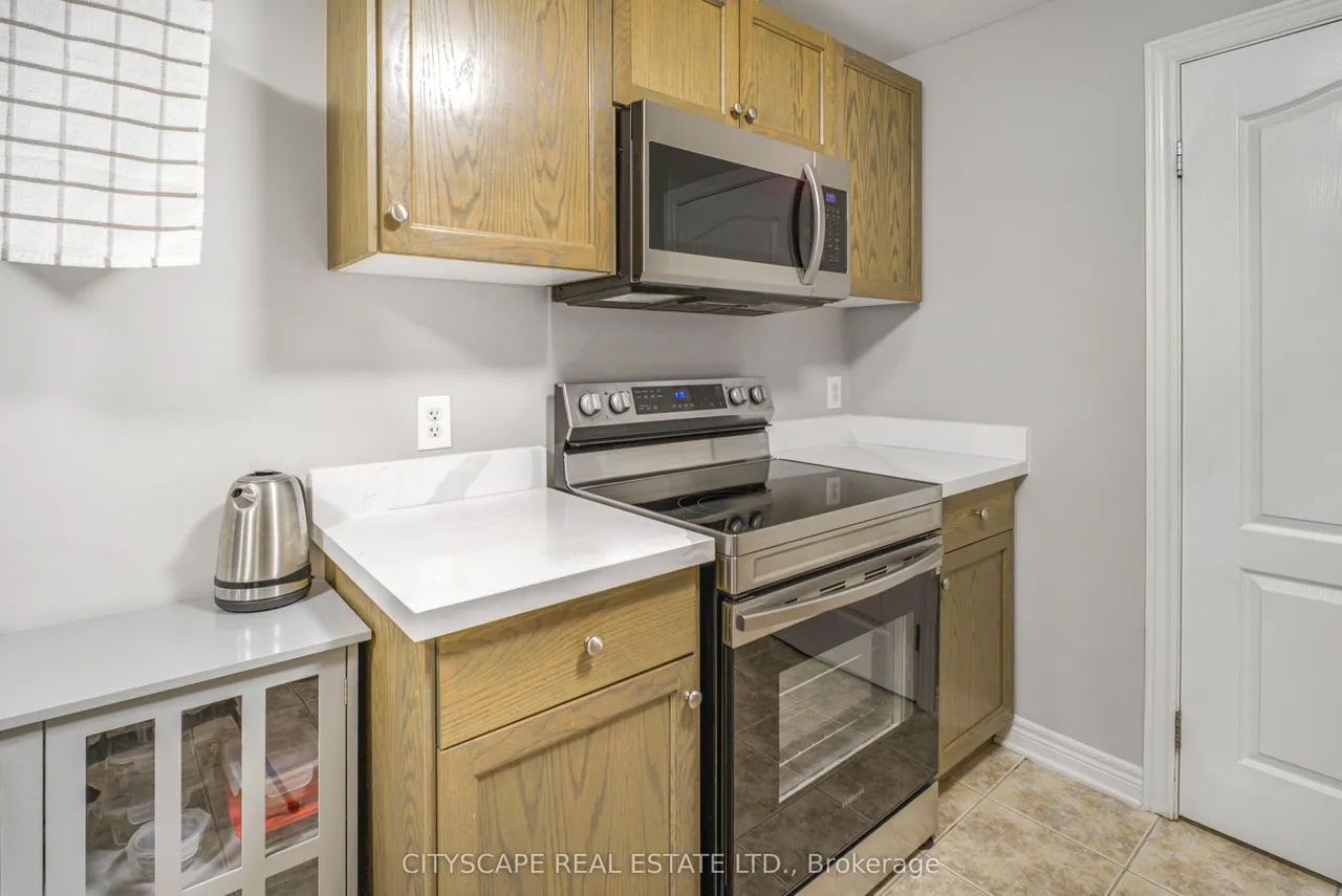6350 Dorchester Road — photo 2