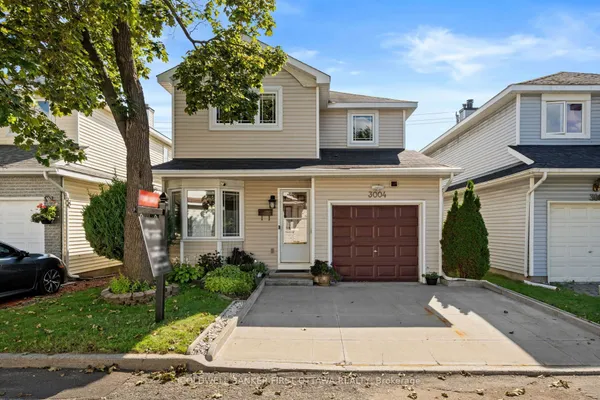 3004 VICTORIA HEIGHTS Crescent