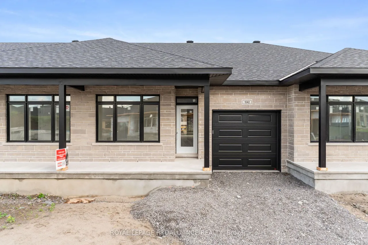 1042 Turner Drive — photo 2