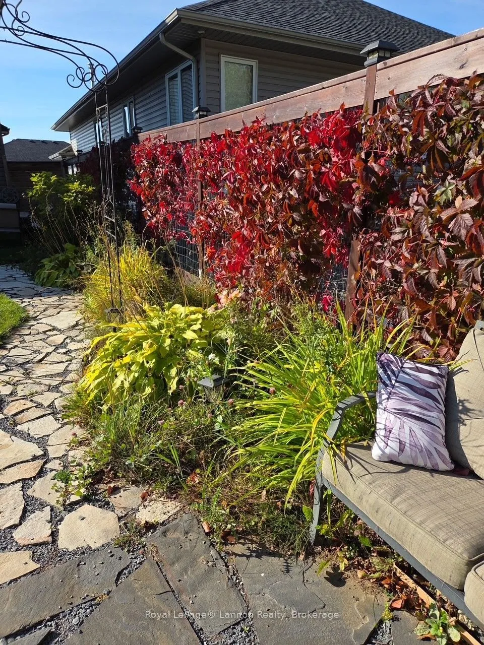 145 Dogwood Crescent — photo 46