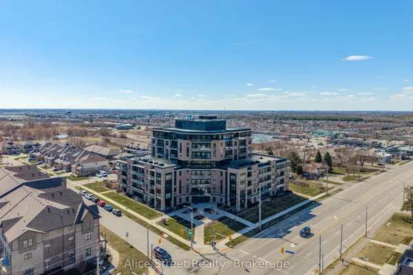 332 Gosling Gardens, Guelph Gardens