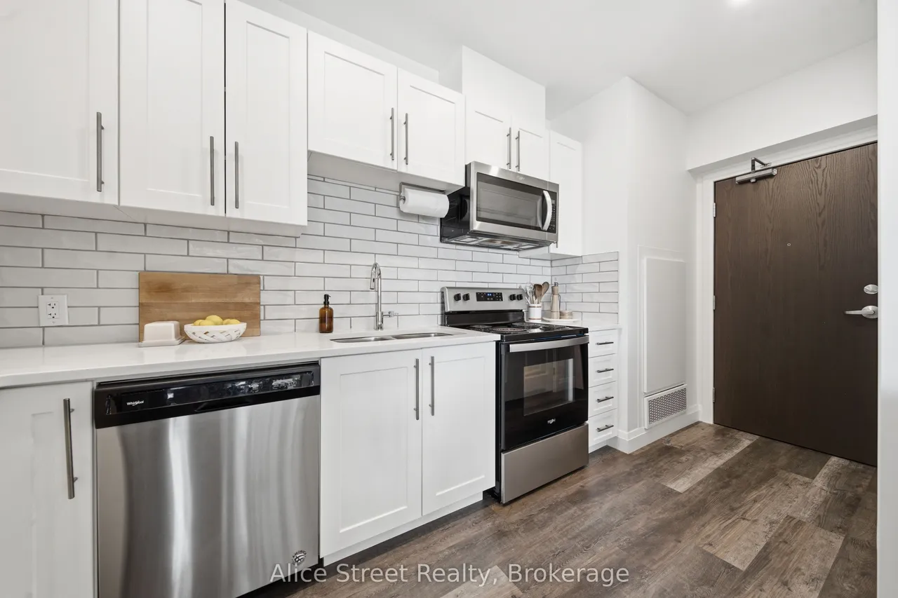 332 Gosling Gardens, Guelph Gardens — photo 3