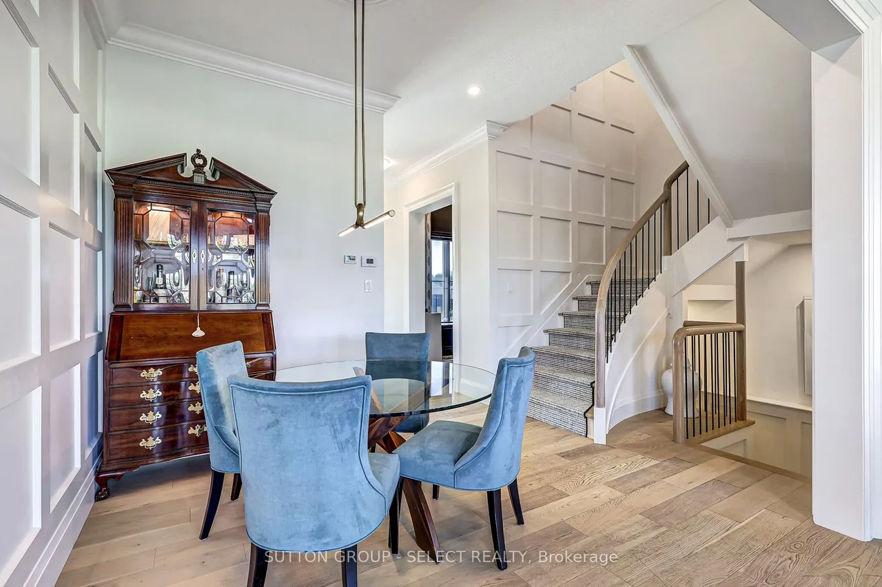 239 Foxborough Place — photo 3