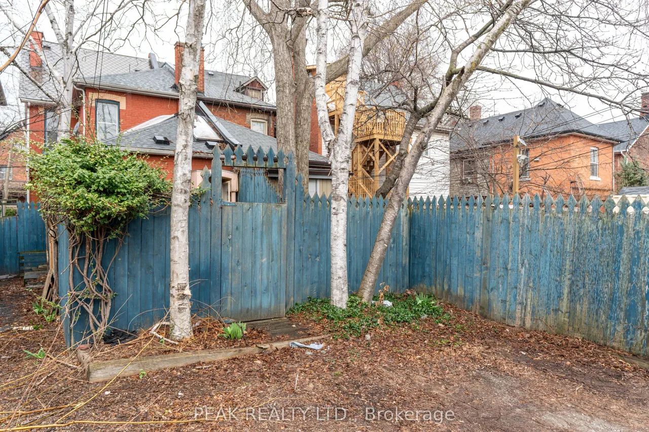 127 East Avenue S — photo 15