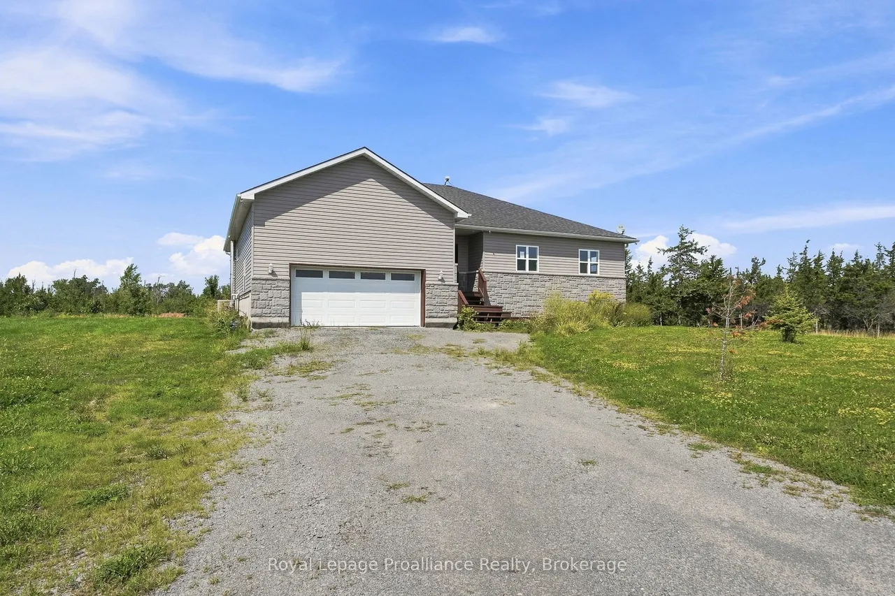 402 Black Road — photo 3