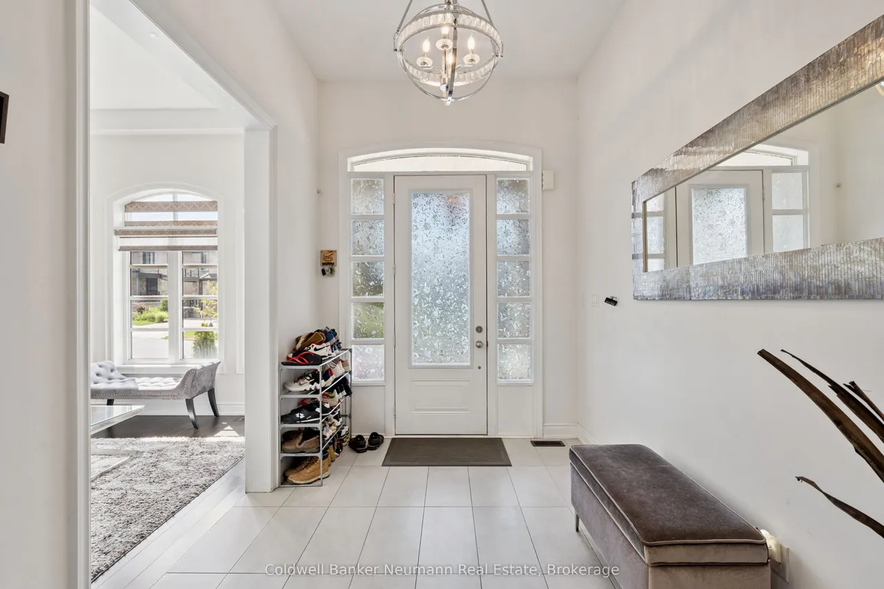 216 Forest Creek Drive — photo 3