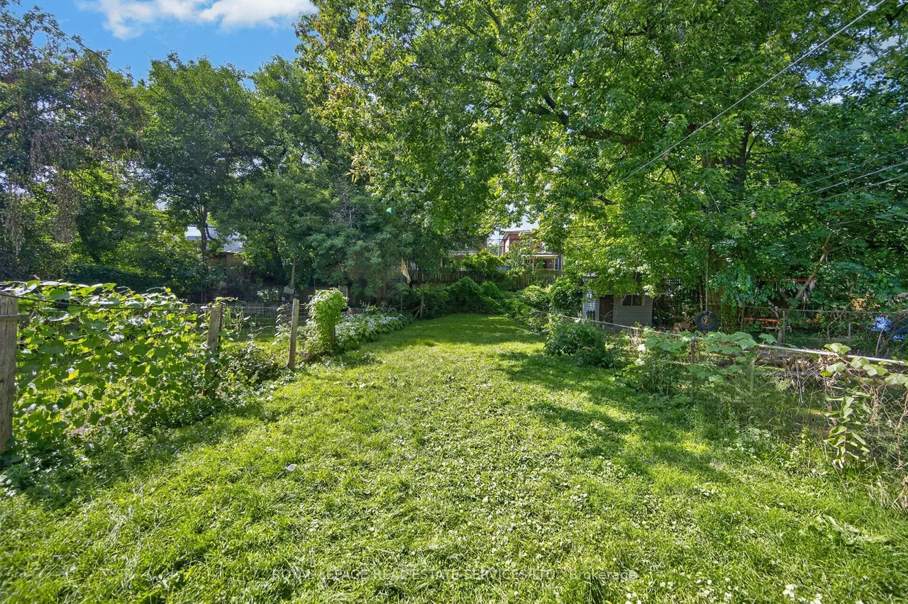 62 Erie Avenue — photo 31