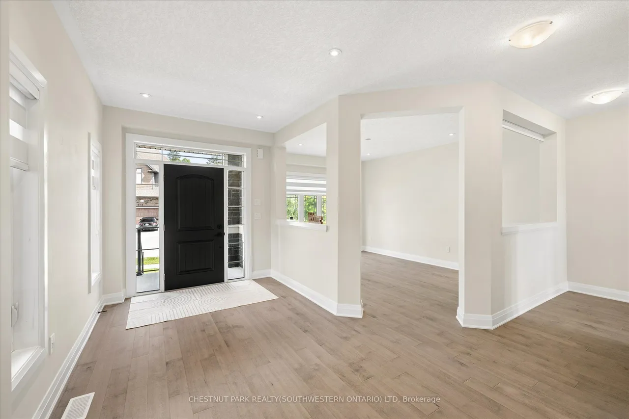 163 Redtail Street — photo 3