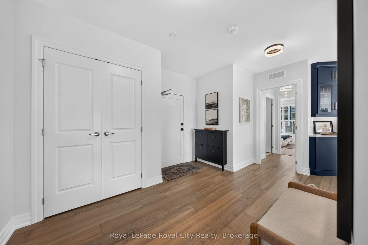 1880 Gordon Street — photo 3