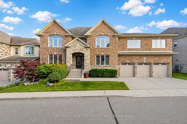258 Edgewater Crescent