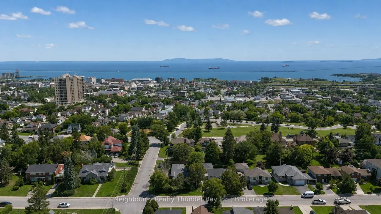 54 Summit Avenue — photo 44