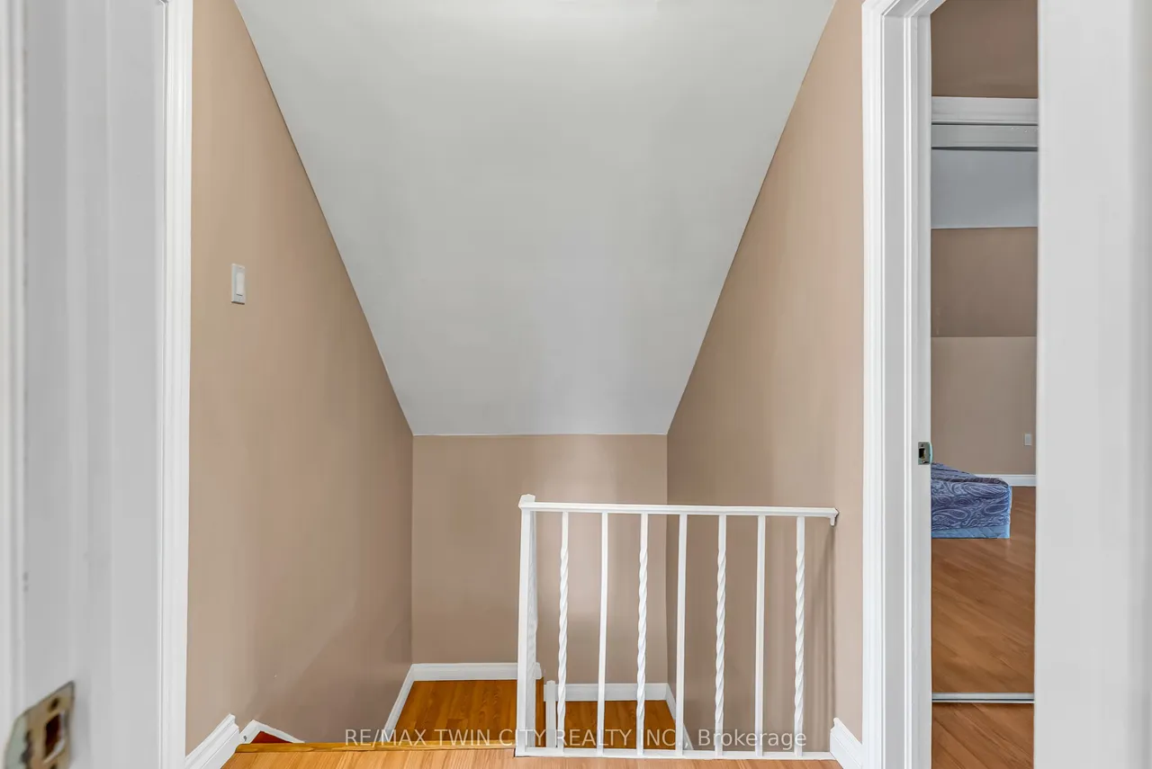 144 Limeridge Road E — photo 3