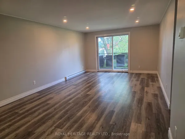 8800 Willoughby Drive — photo 2