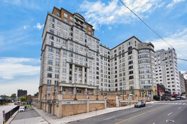 135 James Street S
