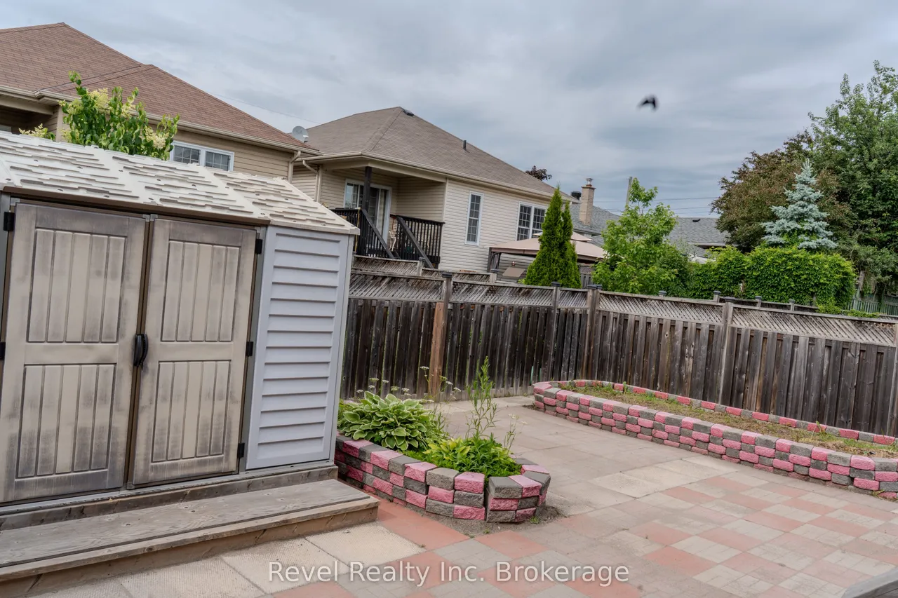 156 Greenwood Avenue — photo 3