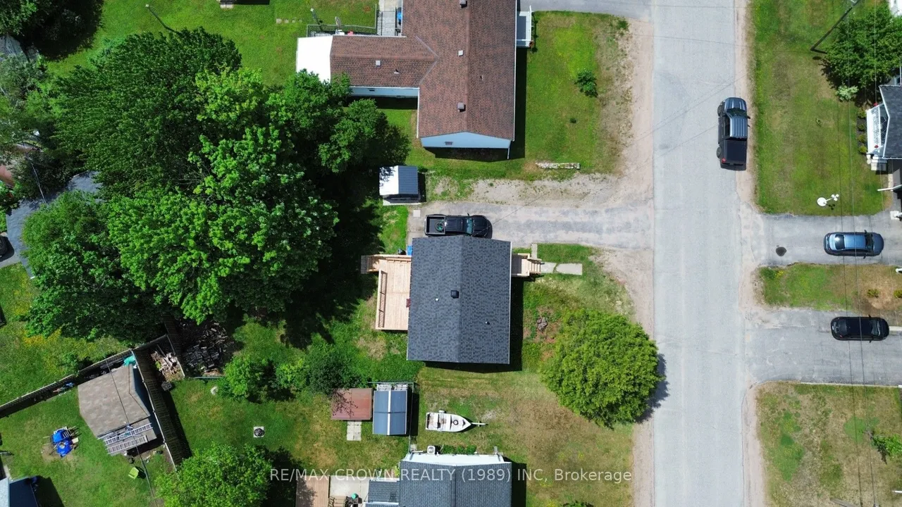 479 Angus Avenue — photo 23