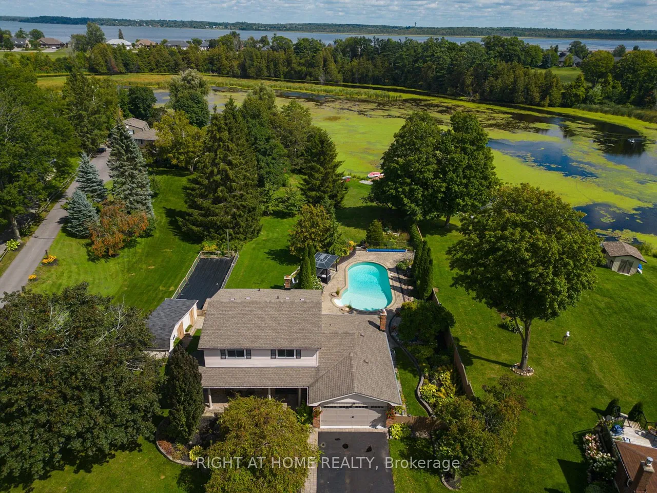 63 Robinglade Avenue — photo 38