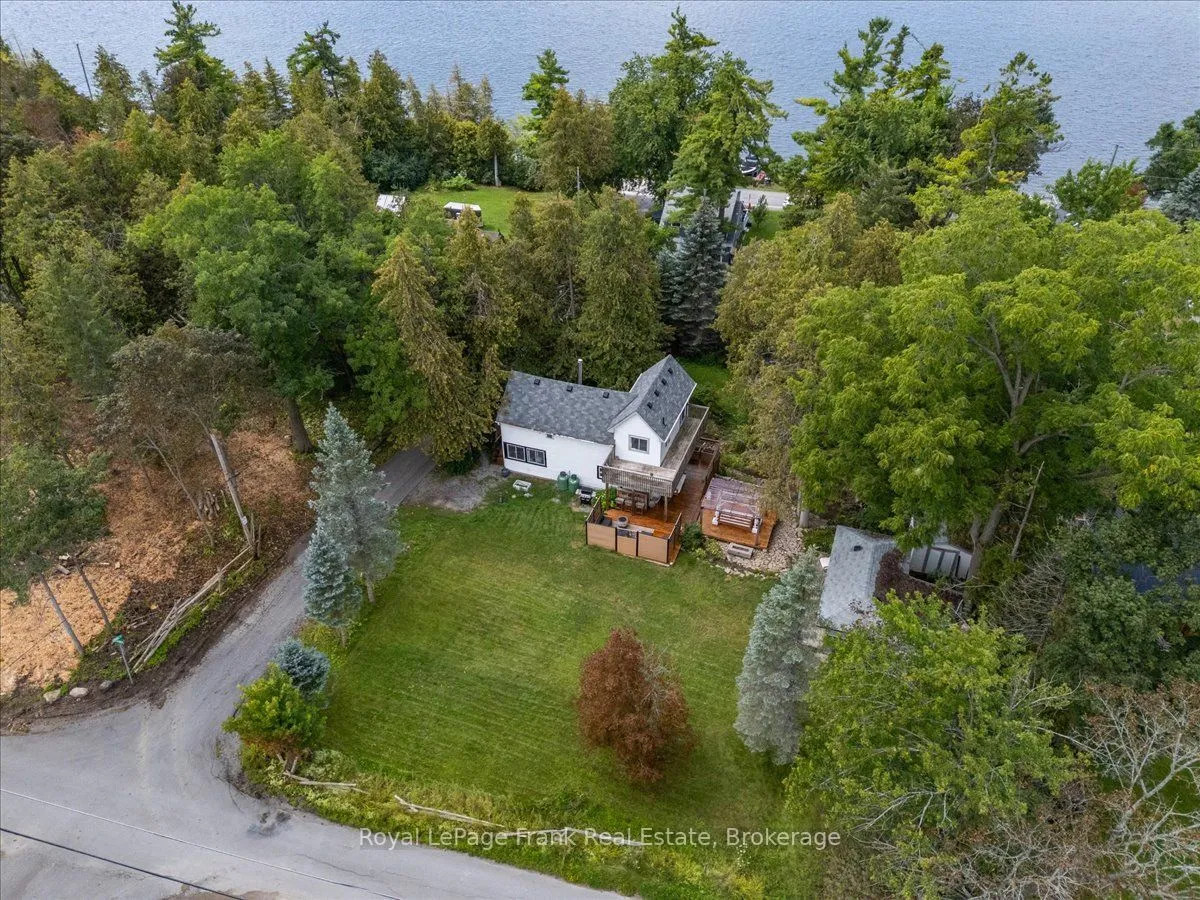 14 Lenal Street — photo 3