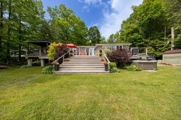 195 Weldon Drive — photo 2