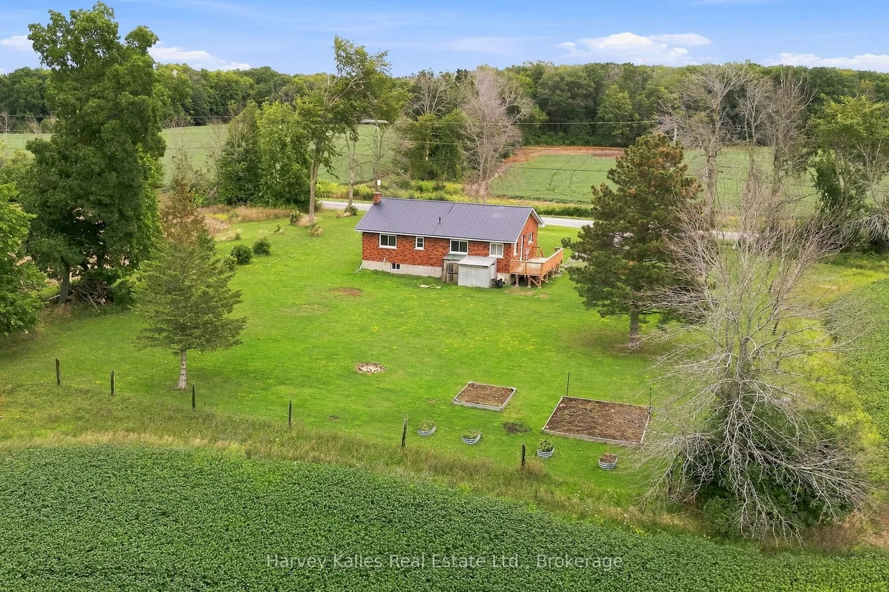 147 Caughey Road — photo 36