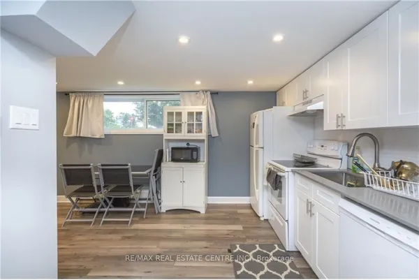 1403 Sault Street — photo 2
