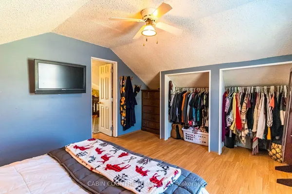 1405 Pearl Avenue — photo 2