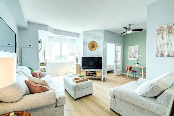 200 Limeridge Road W — photo 2
