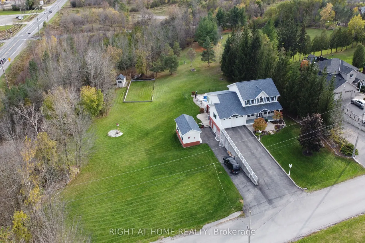 599 Maniece Avenue — photo 2