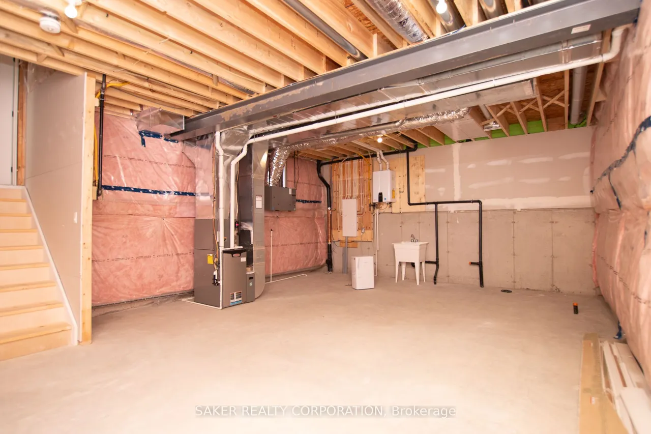 621 REGENT Street — photo 31