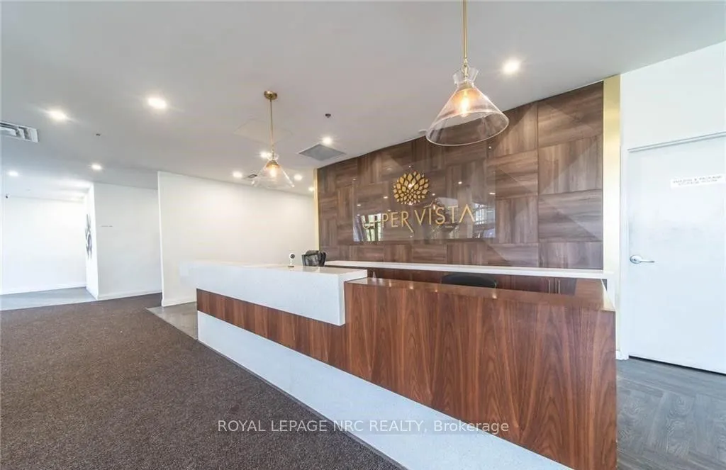 7711 Green Vista Gate — photo 3